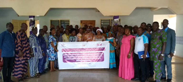 L’ONG ALAFIA s’engage dans la lutte contre les violences faites aux filles et aux femmes en mobilisant les prêtres, les chefs traditionnels et les leaders religieux