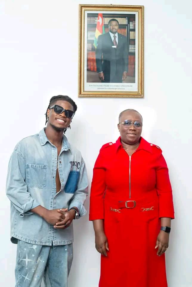 Santrinos Raphaël chez la ministre Myriam Dossou d&rsquo;Almeida 