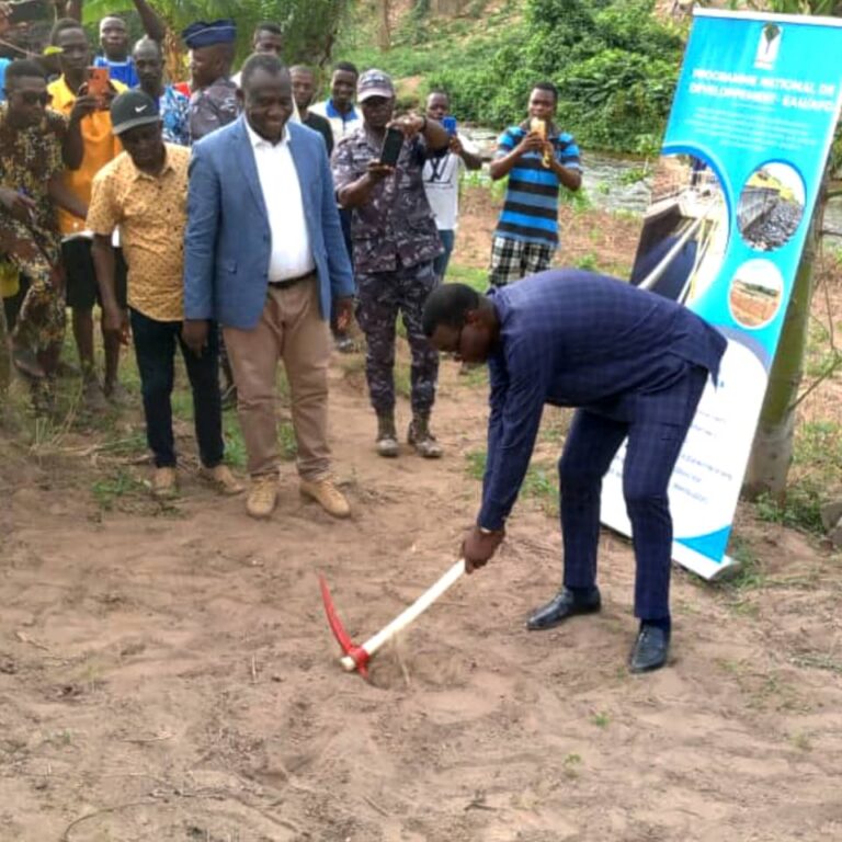 Un Nouveau Chapitre pour Amou-Oblo : Vers une Eau Potable Accessible à Tous