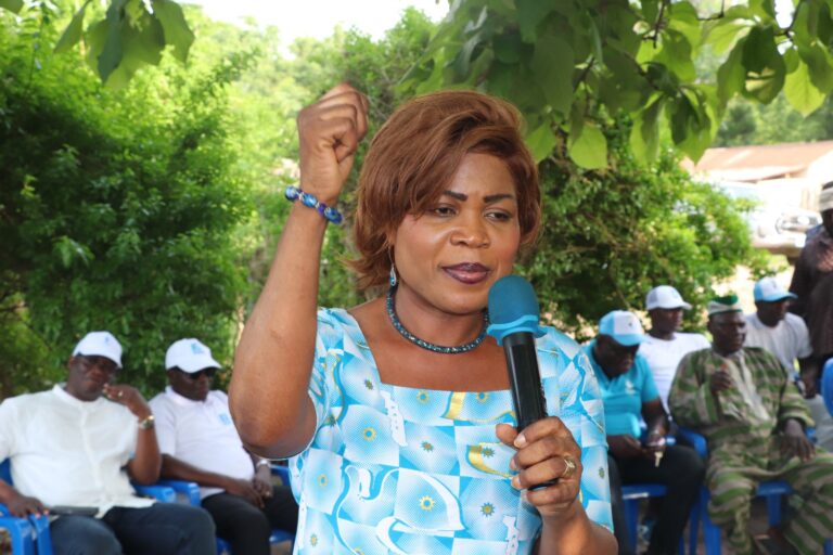Élections législatives et régionales/ Samacopé : la candidate Mme Valentine SAMA appelle à voter « No Mistake » Unir