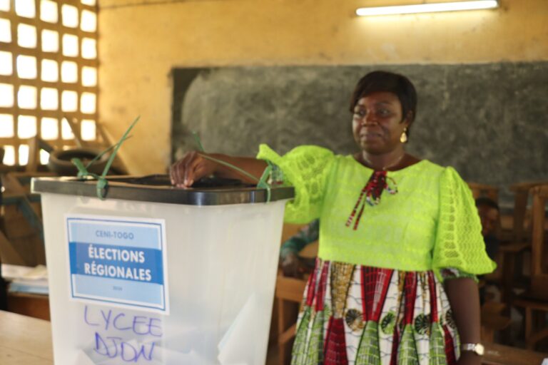 Succès de la Mobilisation et Appel à la Paix : Mme Améyo M’BOMA Vote lors du Double Scrutin Législatif et Régional au Togo