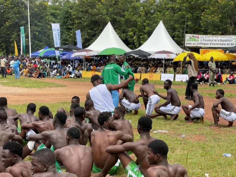 Luttes traditionnelles Evala : Faure Gnassingbé donne le coup d’envoi à Pya