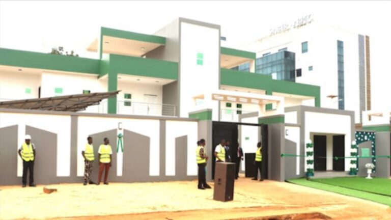 Inauguration du nouveau siège de l’ambassade du Nigéria à Atchanté, Lomé