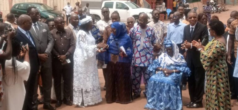 HCRRUN restitue l’immeuble de feu Colonel Koffi Afenyo TEPE à la famille 