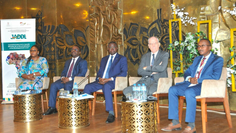 Le Togo renforce sa capacité en matière de décentralisation et du développement local