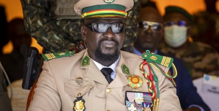 Guinée : le général Mamadi Doumbouya a “chaud”