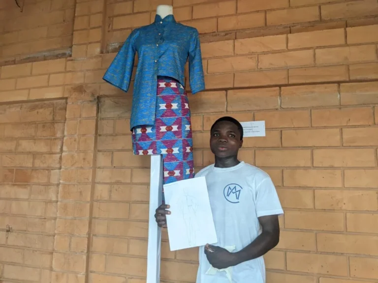 Journée portes ouvertes au Club des Métiers d’Art et d’Artisanat du Togo : Les œuvres des jeunes talents mises à l’honneur