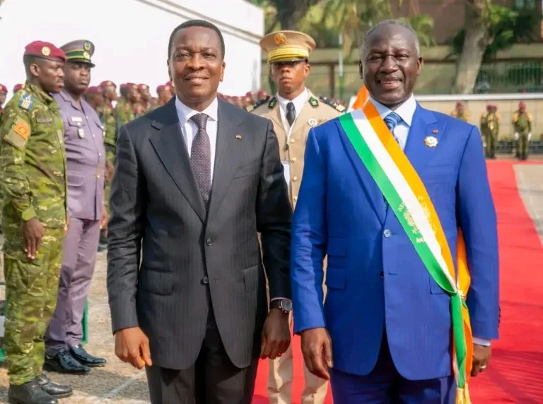 La participation de Kodjo Sevon-Tépé ADEDZE à la rentrée parlementaire ivoirienne renforce les liens Togo-Côte d’Ivoire