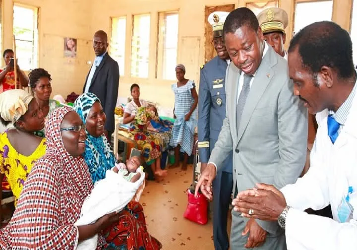 WEZOU : Une Initiative formidable pour Soutenir les Femmes Enceintes et les Nouveau-nés au Togo