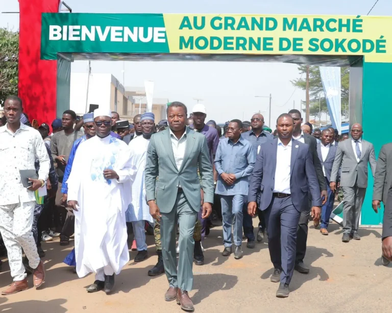 Faure Gnassingbé a ouvert officiellement le nouveau marché central de la ville de Sokodé