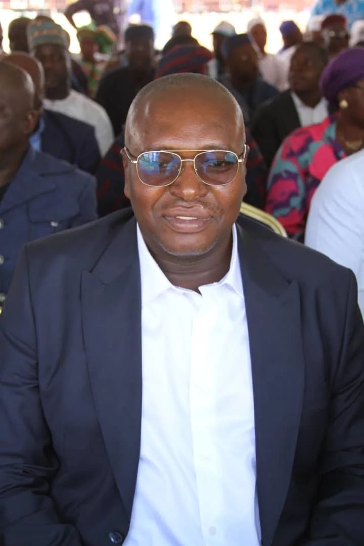 Construction des infrastructures routières au Togo : Komi Fambon Sena dit toute sa reconnaissance à Faure Gnassingbé