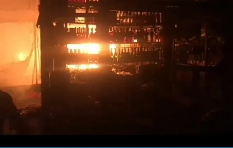 Incendie au marché d’Adidogomé-Assiyéyé : 18 hangars détruits, mais pas de pertes humaines