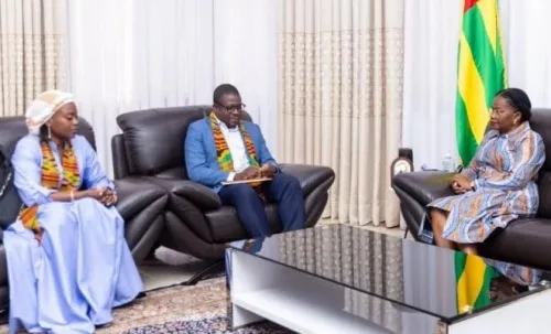 L’ONAT organise une rencontre avec les populations à Tsévié pour promouvoir l’architecture durable