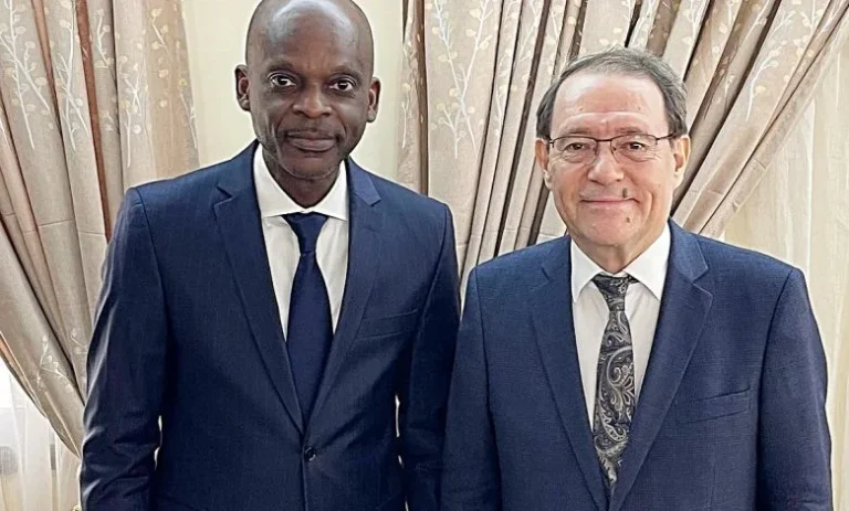 Rencontre entre Robert Dussey et Igor Evdokimov, l&rsquo;Ambassadeur de Russie