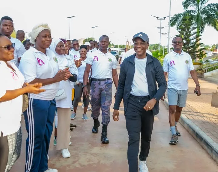 Sport et Citoyenneté : Une Course Symbolique pour l’Accès des Femmes aux Documents d’Identité