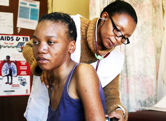 Lutte contre la stigmatisation et les violences basées sur le genre en milieu de soins en Afrique