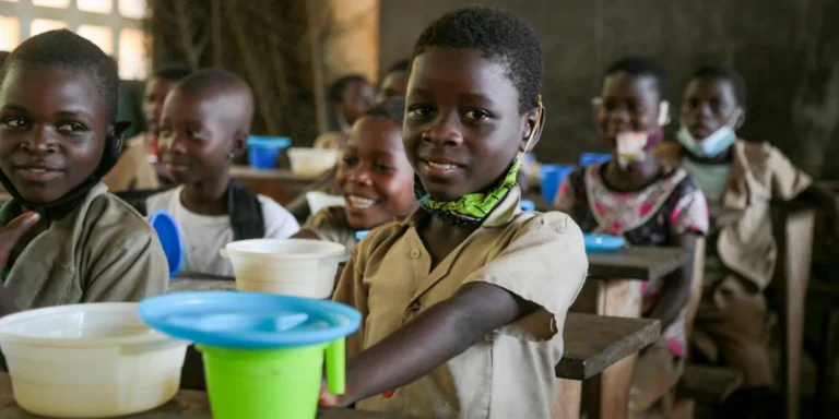 Togo : un levier éducatif fort grâce à la dynamisation de l’alimentation scolaire
