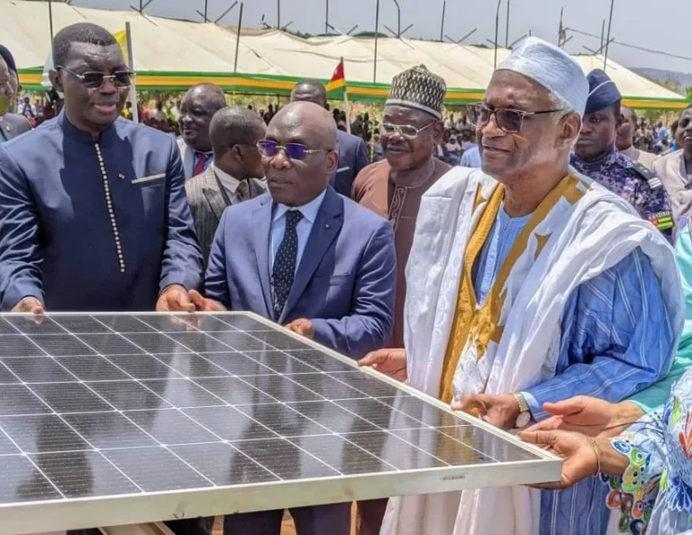 Togo : la centrale solaire de Dapaong pour électrifier 29 000 foyers ruraux