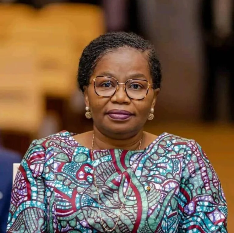 Victoire Tomégah-Dogbé démissionne : une nouvelle ère institutionnelle s’ouvre au Togo