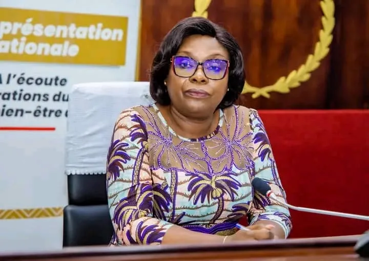 Journée de l’Enfant Africain 2025 : la ministre Kossiwa Zinsou-Klassou alerte sur les dangers de l’addiction numérique chez les jeunes