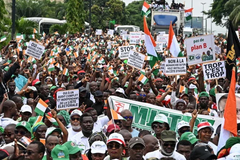 Abidjan : forte mobilisation contre un quatrième mandat de Ouattara