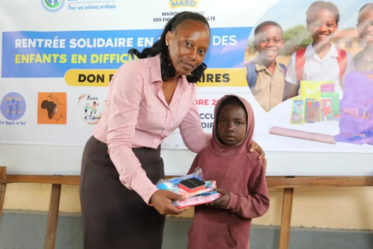 LTPE offre une rentrée scolaire solidaire aux enfants du CADJE et de la MAED