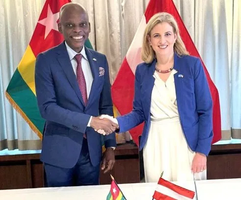 Togo–Autriche : Un protocole d’accord pour dynamiser l’emploi des jeunes et une migration encadrée