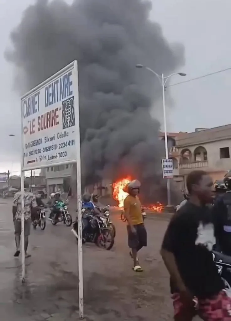 Attention, une moto s’explose en pleine circulation : voici la cause