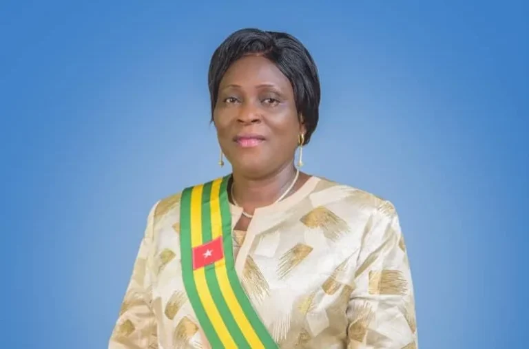 Mme DANGBUIE Afi Pascaline élue  maire de la commune du Golfe 7