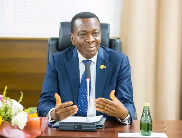 Lomé : Les axes Carrefour Y–Adidogomé–Massalassi et Grand Contournement CEDEAO–RN5 bientôt réhabilités