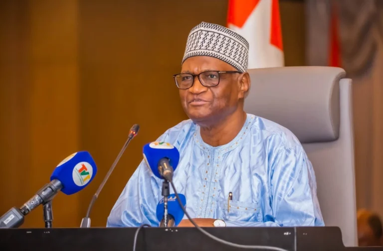 Le Sénat consolide son organisation avec la ratification officielle de sept commissions permanentes