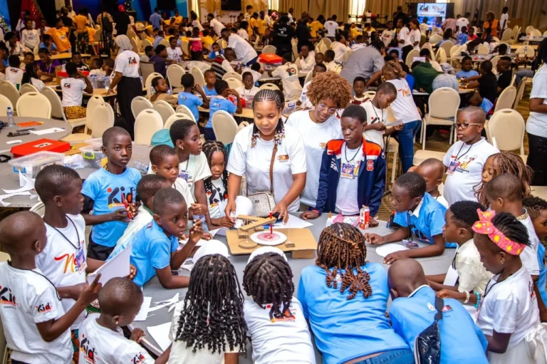 Kids Innovation Days à Lomé : Une immersion scientifique complète et responsable