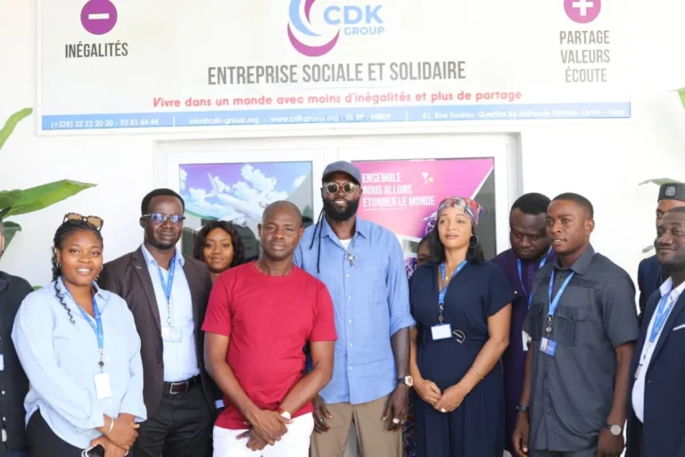 CDK GROUP et Emmanuel Adebayor envisagent un partenariat au service des communautés