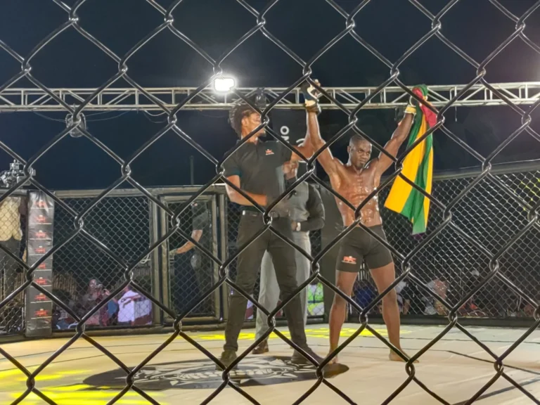 Fight Night 15 : Togbui LANKLIVI fait de MMA ouest-africain une performance sportive et engagement pour la jeunesse