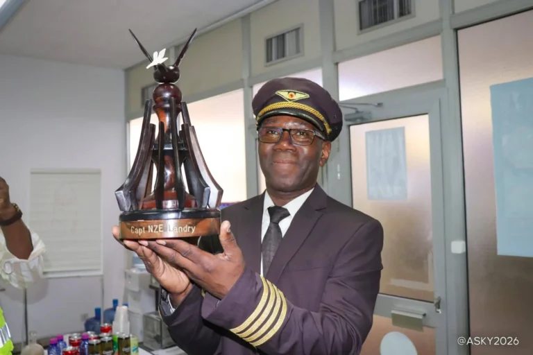 ASKY rend hommage au Commandant Landry NZE, une figure emblématique de son histoire