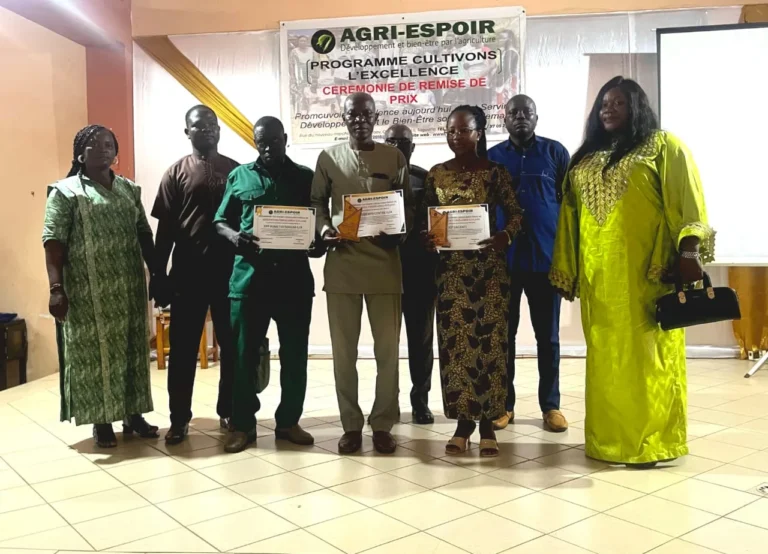 Vo : AGRI-ESPOIR célèbre l&rsquo;excellence scolaire et agricole lors de la 5ᵉ édition de « Cultivons l&rsquo;Excellence »